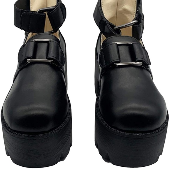 Chunky Heel Platform Mary Jane Styled Dress Shoes - Picture 3 of 7